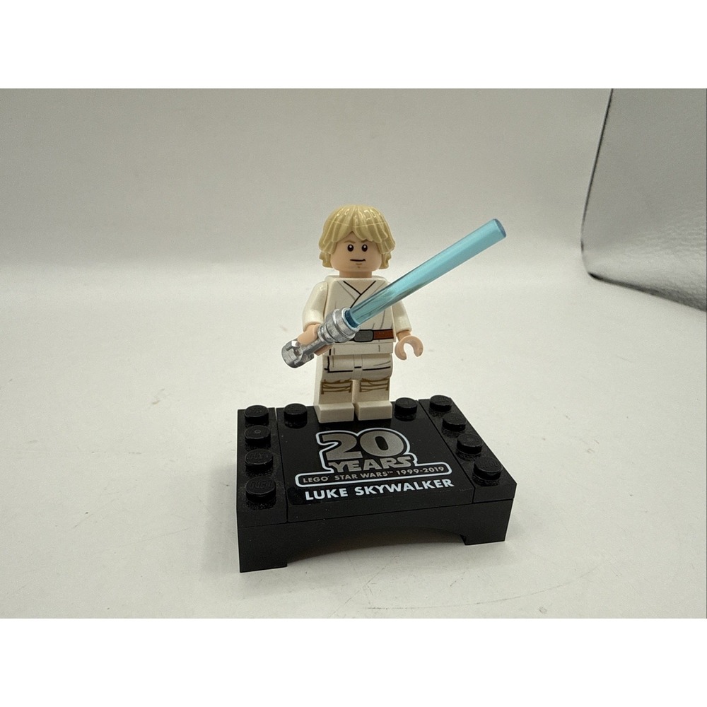 Luke Skywalker Tatooine Comic Con 2012 New Hope Star Wars LEGO Minifigure Figure